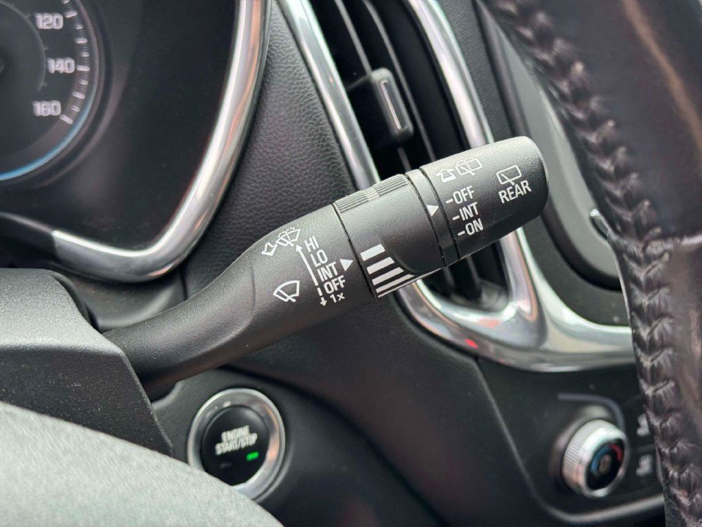 Used 2019 Chevrolet Equinox LT AWD/4WD image 25