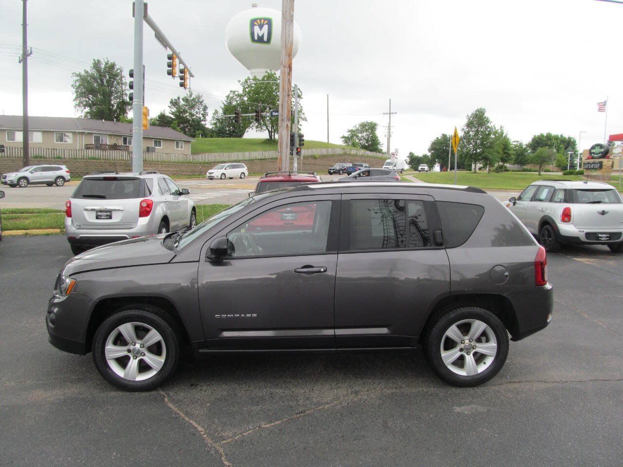 Used 2014 Jeep Compass Sport w/ Power Value Group AWD/4WD image 2