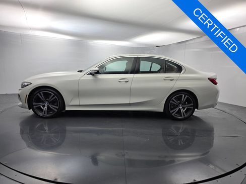 Certified 2024 BMW 330i Sedan w/ Convenience Package RWD image 7