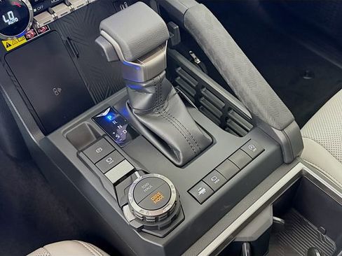 New 2026 Toyota Tacoma Limited AWD/4WD image 16