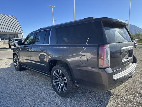 Used 2018 GMC Yukon XL Denali w/ Denali Ultimate Package AWD/4WD image 5