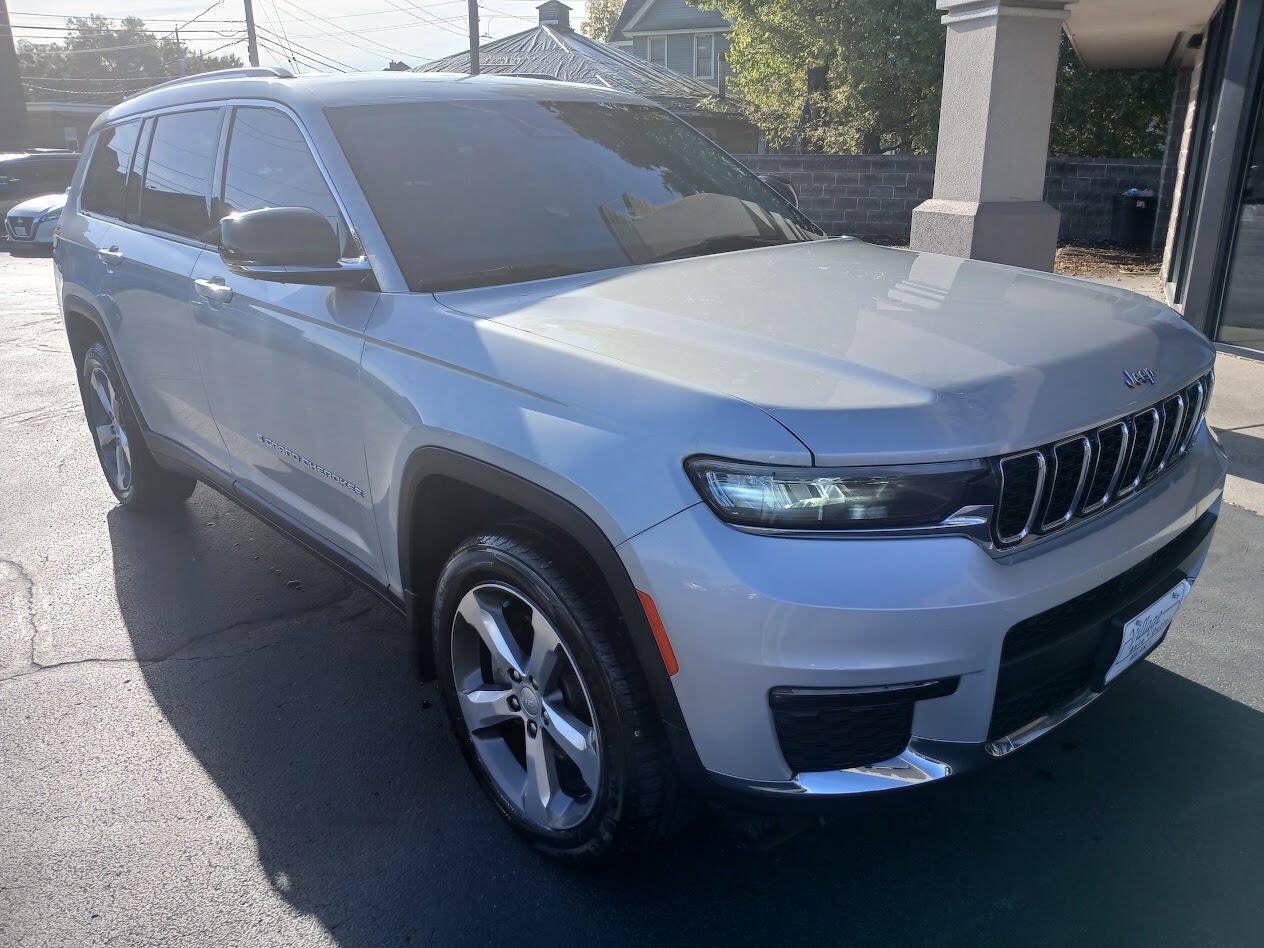 Used 2021 Jeep Grand Cherokee L Limited w/ MOPAR Finishing Package AWD/4WD image 7