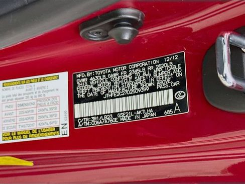 Used 2013 Lexus IS 350C w/ F-Sport Pkg w/Summer Tires image 30