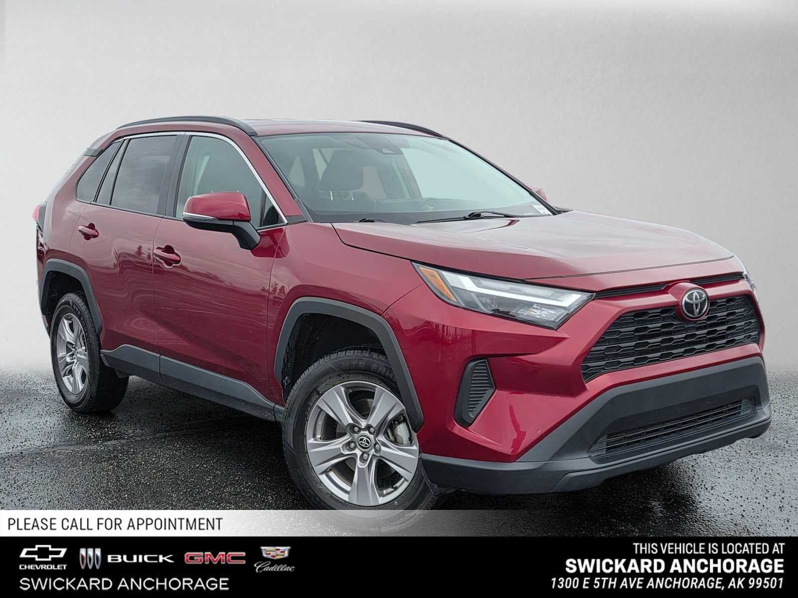 Used 2023 Toyota RAV4 XLE FWD image 1