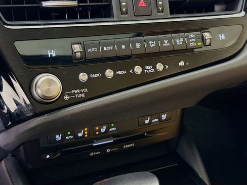 Used 2022 Lexus ES 350 w/ Premium Package image 17