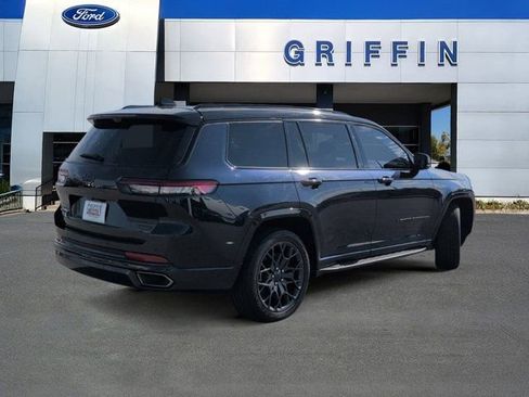 Used 2023 Jeep Grand Cherokee L Summit image 4