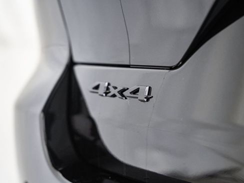 New 2025 Jeep Grand Cherokee Altitude image 7