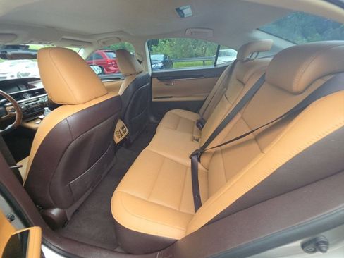 Used 2018 Lexus ES 350 w/ Navigation System Package FWD image 8