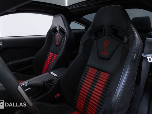 Used 2013 Ford Mustang Shelby GT500 RWD image 3