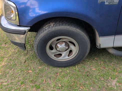 Used 1997 Ford F150 2WD Regular Cab image 5