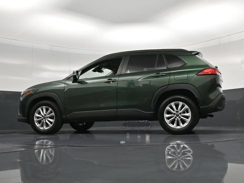 Used 2022 Toyota Corolla Cross LE FWD image 34