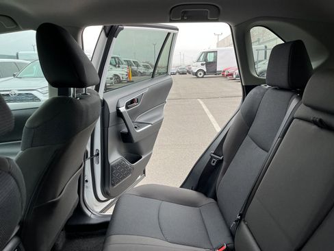 Used 2025 Toyota RAV4 LE image 38