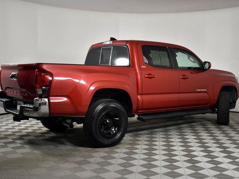 Used 2022 Toyota Tacoma SR5 image 4