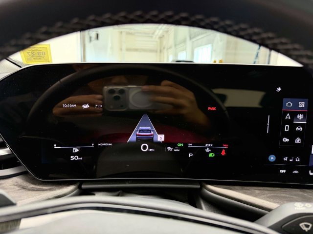Used 2025 Audi Q5 Premium Plus w/ Premium Plus AWD/4WD image 25
