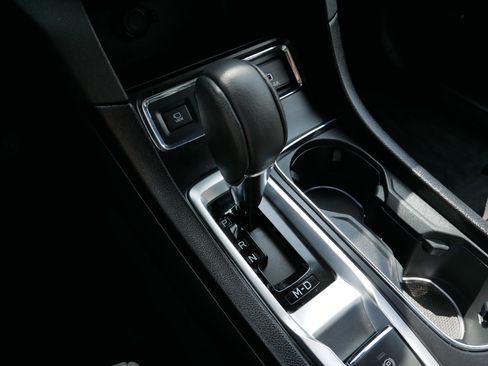 Certified 2024 Subaru Ascent Onyx Edition Limited image 24