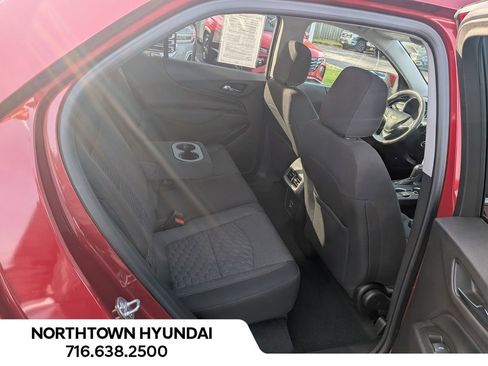 Used 2021 Chevrolet Equinox LT image 36