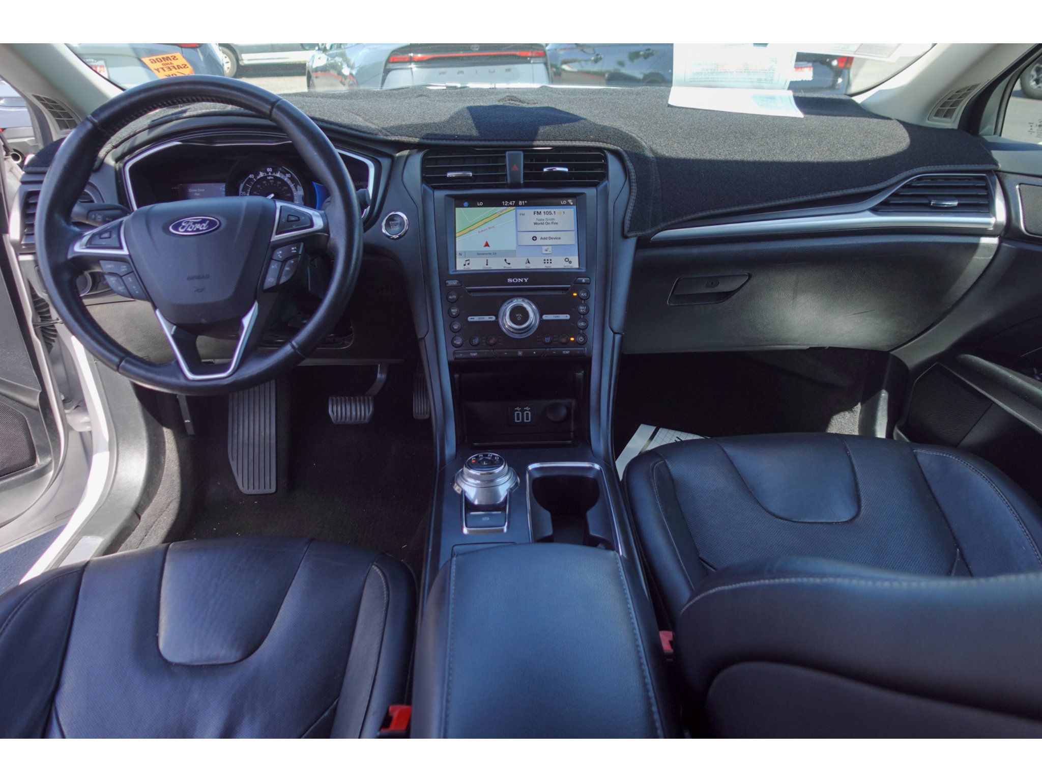 Used 2019 Ford Fusion Energi Titanium FWD image 23