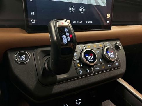 Used 2023 Land Rover Defender 110 X image 28