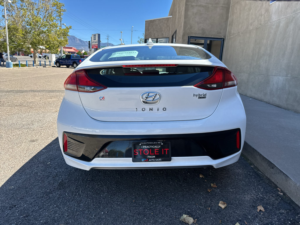 Used 2018 Hyundai Ioniq Blue FWD image 10