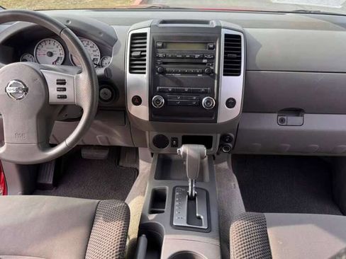 Used 2012 Nissan Frontier SV w/ Sport Appearance Pkg image 9