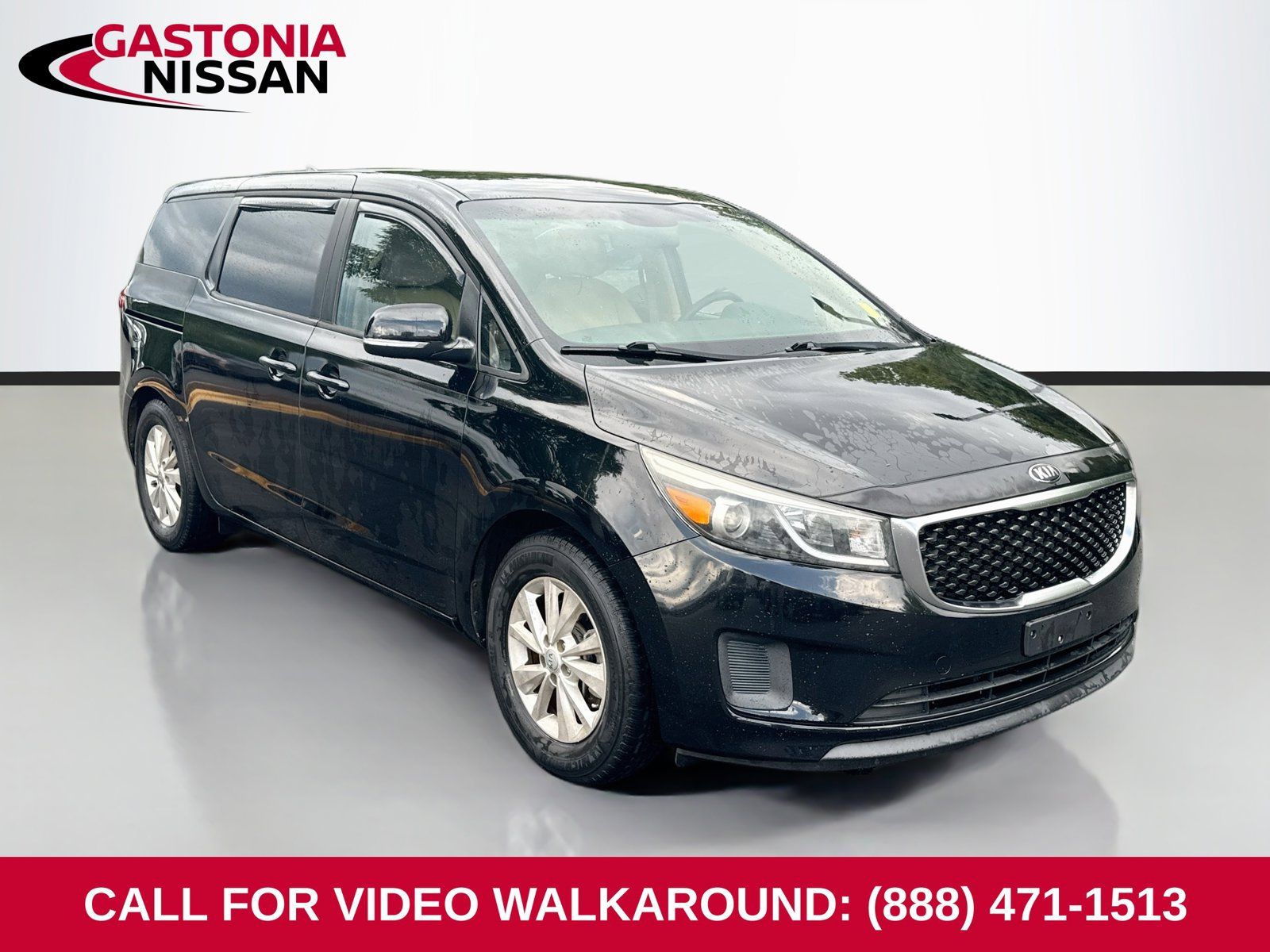 Used 2017 Kia Sedona LX FWD 360° Tour