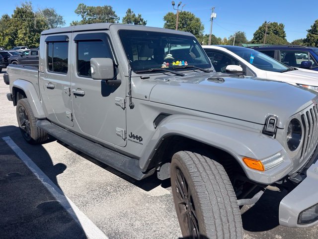 Used 2023 Jeep Gladiator Overland AWD/4WD image 2