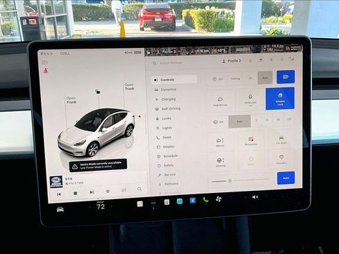 Used 2023 Tesla Model Y Long Range AWD/4WD image 15