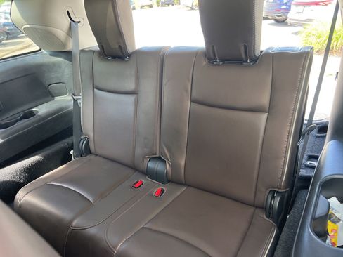 Used 2019 INFINITI QX60 Luxe w/ Sensory Package FWD image 38