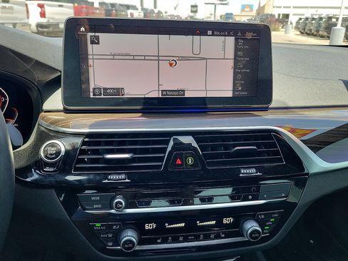 Used 2023 BMW 530i w/ Premium Package RWD image 26