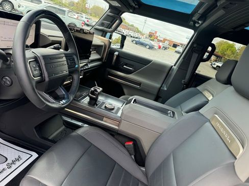 Used 2024 GMC Hummer EV 3X w/ Omega Edition AWD/4WD image 16