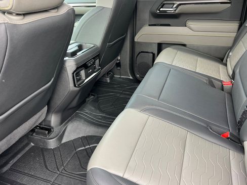 Certified 2025 Chevrolet Silverado 1500 ZR2 w/ Technology Package image 14