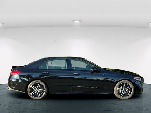 Used 2025 Mercedes-Benz C 300 Sedan image 8