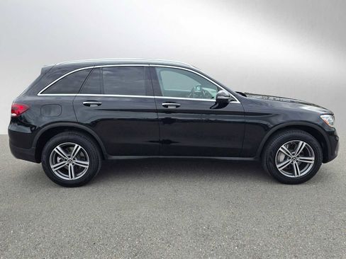 Used 2020 Mercedes-Benz GLC 300 image 2