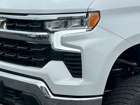 Used 2025 Chevrolet Silverado 1500 LT w/ Work Truck Package AWD/4WD image 14