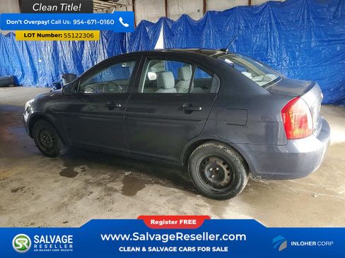 Used 2010 Hyundai Accent GLS w/ Premium Pkg 4 FWD image 3