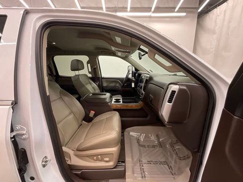 Used 2018 GMC Sierra 1500 SLT w/ SLT Premium Package AWD/4WD image 23