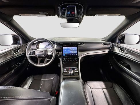 Used 2023 Jeep Grand Cherokee L Overland AWD/4WD image 14