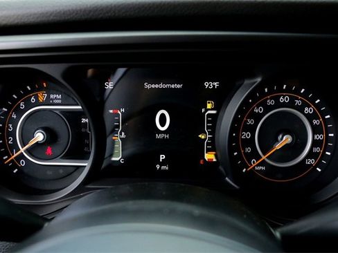 New 2025 Jeep Gladiator Willys image 12