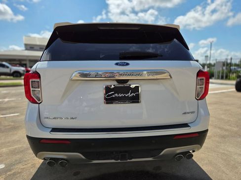 Used 2023 Ford Explorer Platinum w/ Technology Package AWD/4WD image 6