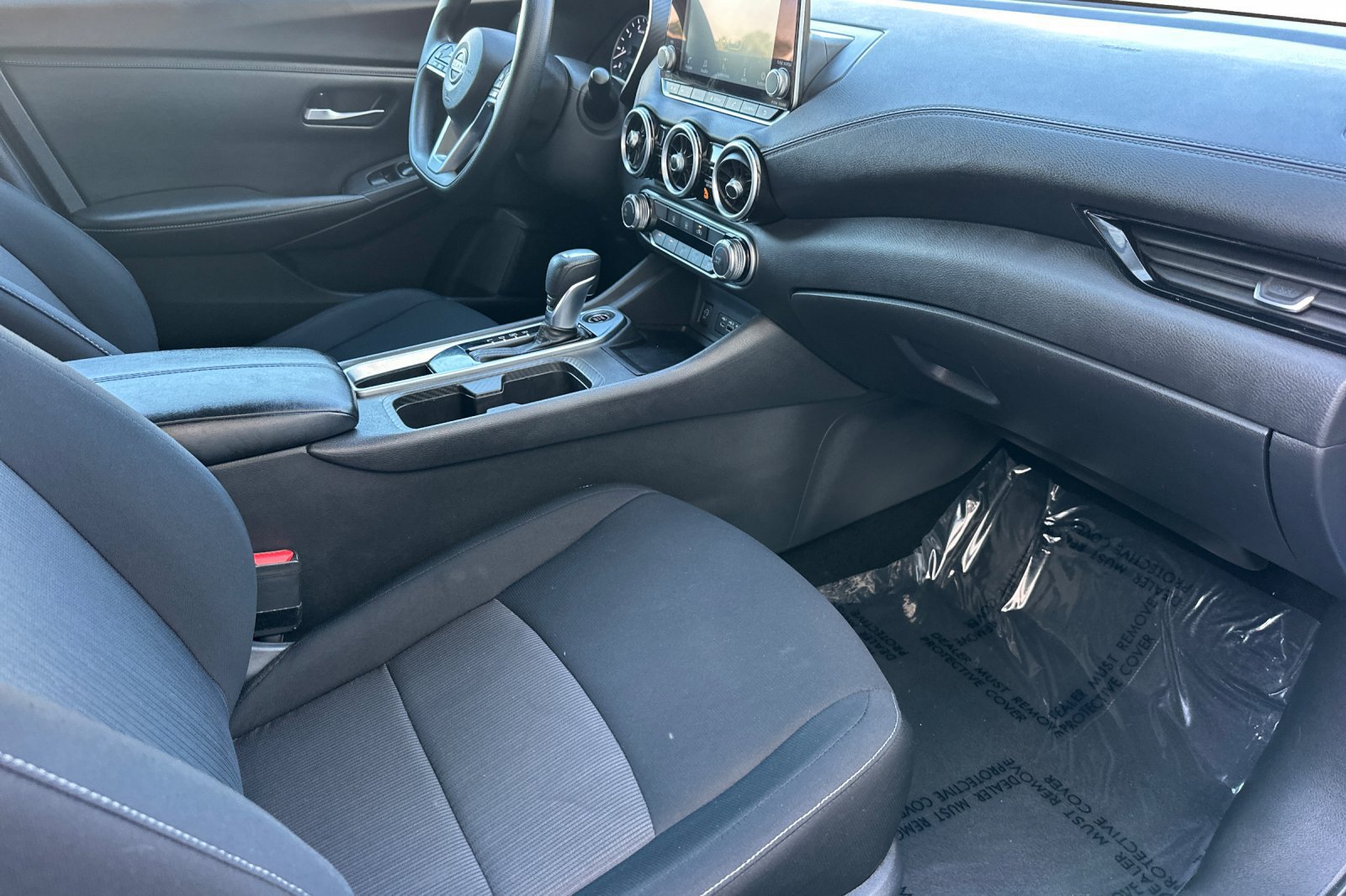 Used 2024 Nissan Sentra SV FWD image 19