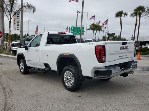 Used 2024 GMC Sierra 2500 SLE w/ SLE Convenience Package image 7