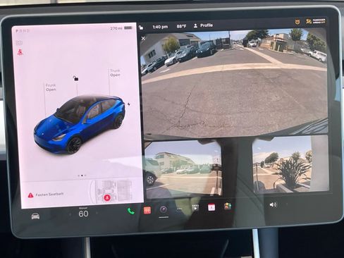 Used 2023 Tesla Model Y Long Range AWD/4WD image 23