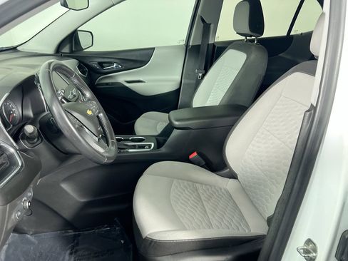 Used 2020 Chevrolet Equinox LT image 12