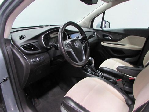 Used 2019 Buick Encore Sport Touring image 13