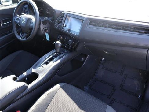 Used 2022 Honda HR-V Sport image 25