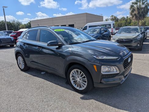Used 2018 Hyundai Kona SEL w/ SEL Tech Package 02 FWD image 2