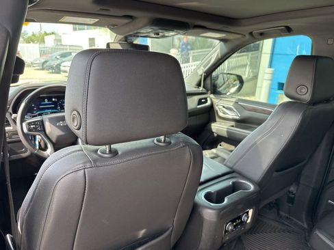 Used 2022 Chevrolet Tahoe Z71 w/ Luxury Package image 16