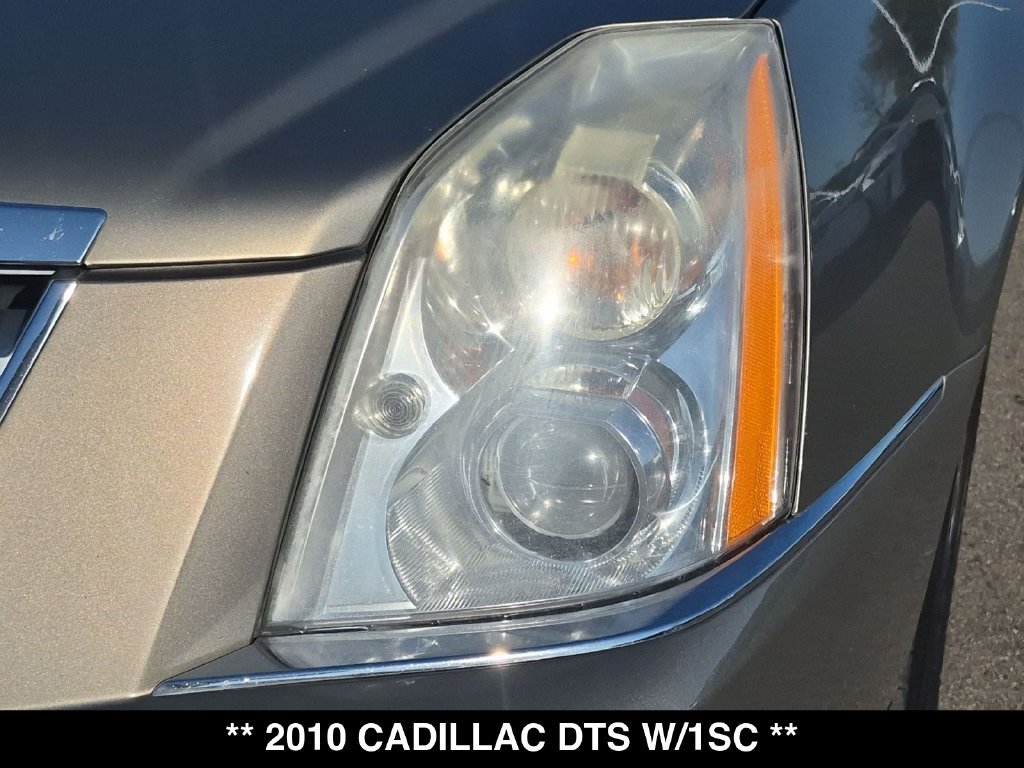 Used 2010 Cadillac DTS Luxury FWD image 15