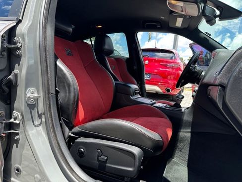 Used 2018 Dodge Charger R/T Scat Pack w/ Dynamics Package RWD image 23