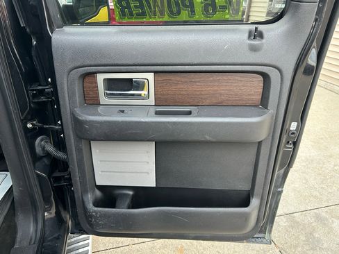 Used 2014 Ford F150 Lariat w/ Equipment Group 502A Luxury image 17